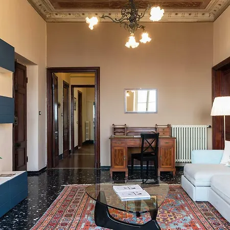 Carlotta Flexyrent Apartment