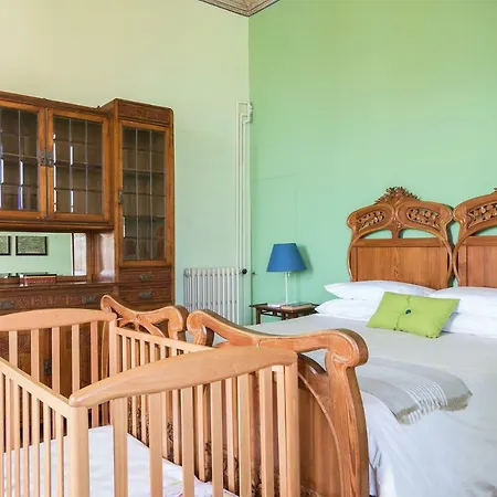 Carlotta Flexyrent Apartment