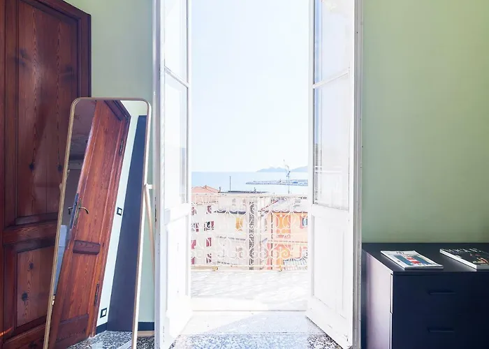 Carlotta Flexyrent * Rapallo